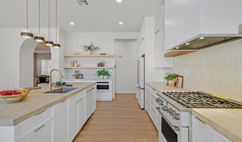 328 Hedgehope Dr, Las Vegas, NV 89183