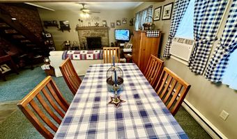 106 Burnshaw Ln, Albrightsville, PA 18210