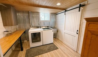 508 3rd Ave, Alton, IA 51003