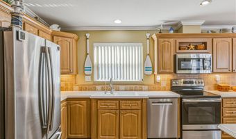 859 Tamarind Cir, Barefoot Bay, FL 32976