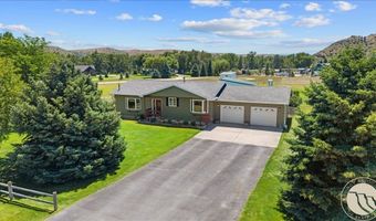 7 Cottonwood Way, Absarokee, MT 59001
