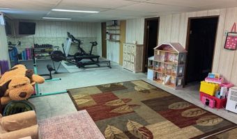 322 5th St E, Bottineau, ND 58318