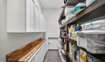 2357 Stonewood Ct SW, Altoona, IA 50009