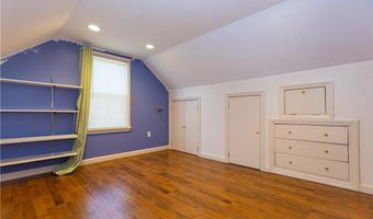 46 Bliss St, East Providence, RI 02914