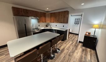 824 W 8th St, Appleton, WI 54914