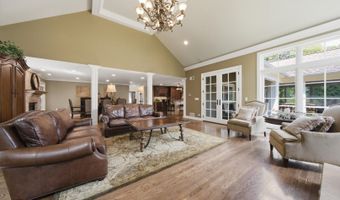 23855 W Sarah Ct, Antioch, IL 60002