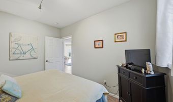 907 S 25th St, Beatrice, NE 68310