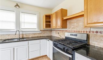 303 Narragansett St, Cranston, RI 02905