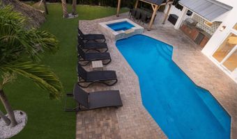 212 OAK Ave, Anna Maria, FL 34216