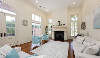 10757 Royal Ridge Ave, Baton Rouge, LA 70810