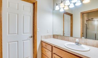 418 W Summit Ave, Augusta, KS 67010