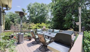 52 Urquhart St, Cranston, RI 02920