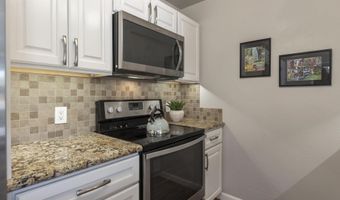 140 UWAPO Rd 25-202, Kihei, HI 96753