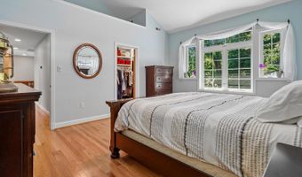 3536 N DICKERSON St, Arlington, VA 22207