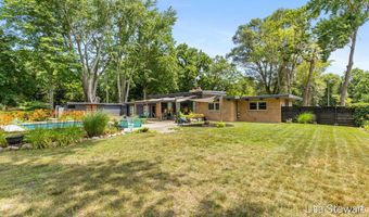 1235 Thornapple River Dr SE, Ada, MI 49301