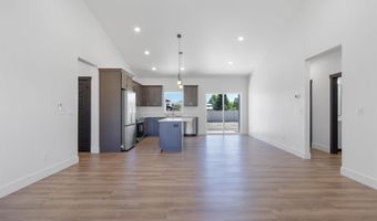 207 W First St, Carey, ID 83320