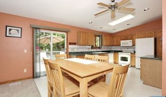 64 Lunn Ave, Bergenfield, NJ 07621