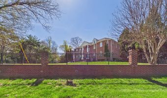 7801 RIDGEWOOD Dr, Annandale, VA 22003