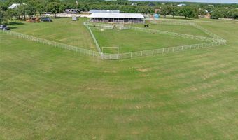125 Rolling Bend Rd, Alvord, TX 76225