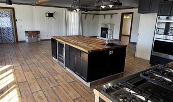 469 Taylor Bay Rd, Augusta, AR 72006