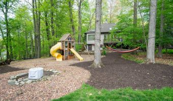 6315 Lehigh Ct SE, Ada, MI 49301