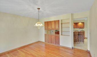 118 Stirling Pl, Burlington, VT 05408