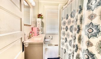 1352 Jackson St, Barnwell, SC 29812