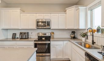1401 S 10th St, Adel, IA 50003