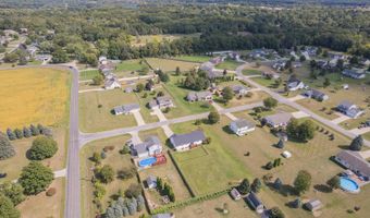 4705 Robin Hood Trl, Adrian, MI 49221