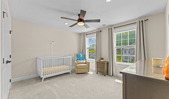 327 Crest Ln, Adams Twp., PA 16046
