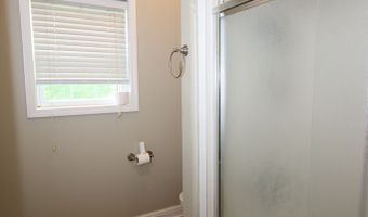 17977 Overlook Dr, Abingdon, VA 24210