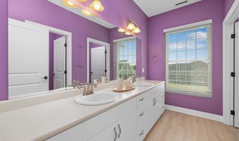1801 N Dewey St, Auburn, IN 46706