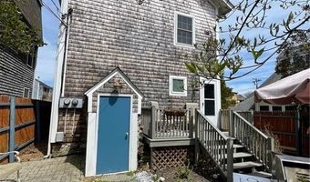 12 Callender Ave 1, Newport, RI 02840