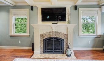 33 Highland Ave, Ayer, MA 01432