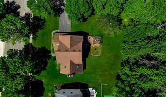 113 Meadow Spring Ln, Amherst, NY 14051