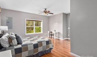 29 Enchanted Oak Ln, Alexander, NC 28701