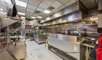 300 Park Point Dr, Accord, NY 14623