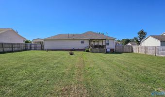121 Dempsey Ct, Arab, AL 35016