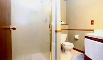 903 Willow Dr, Aberdeen, SD 57401