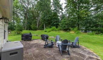 8217 CINDY Ln, Bethesda, MD 20817