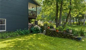 615 Woodsmen Dr NE, Alexandria, MN 56308