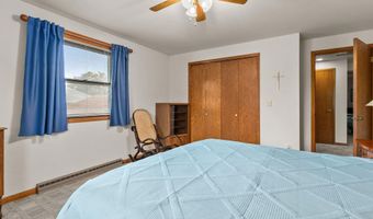2601 BEECHWOOD Ct, Appleton, WI 54911