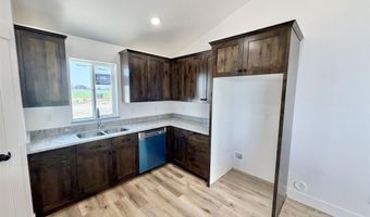 1890 Brynwood Ave, Chubbuck, ID 83202