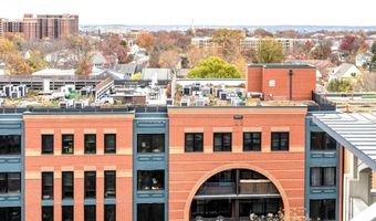 1021 N GARFIELD St 318, Arlington, VA 22201