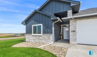 1528 W Autumn Cir, Brandon, SD 57005