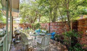 3761 Woodshadow Ln, Addison, TX 75001
