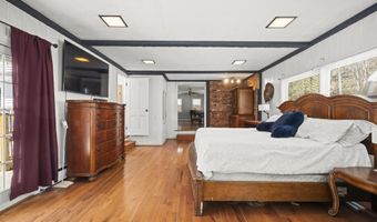 85 Lawton Rd, Canton, CT 06019