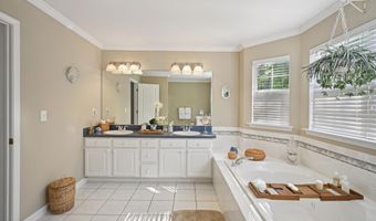 21 Orchid Ln, Barnegat, NJ 08005