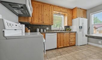 690 E 800 N, Basalt, ID 83218