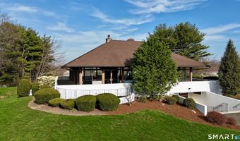 62 Monticello Dr 62, Branford, CT 06405